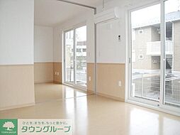 クリスタルエトワール 201 2階3LDKのリビング/ダイニング