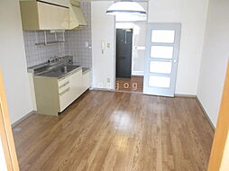 ヴィラムツミ1 202 2階1LDKのリビング/ダイニング