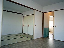 プレジール鳴神 202 2階2DKのリビング/ダイニング