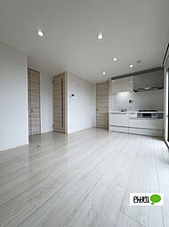 ラ・サルデーヌ 120 1階2LDKのリビング/ダイニング