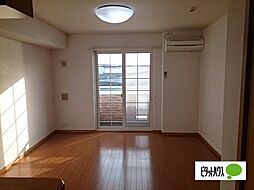 キャトル・セゾンII 101 1階ワンルームのリビング/ダイニング