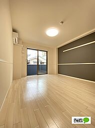 フルハウス黒田II 103 1階1Kのリビング/ダイニング