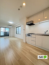 ヒカルサ和歌山本町 305 3階1LDKのリビング/ダイニング