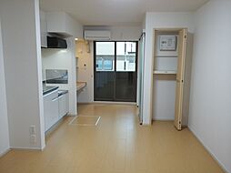 サーレ・内本町 101 1階1LDKのリビング/ダイニング