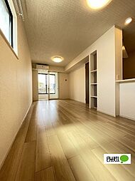 ヴァンヴェール西浜ＲＳ 106 1階1LDKのリビング/ダイニング