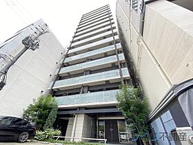 コンフォリア心斎橋EAST  ｜ 大阪府大阪市中央区博労町2丁目6-8（賃貸マンション1K・12階・25.37㎡） その1