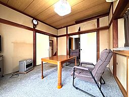居間