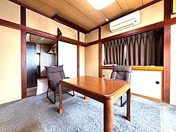 居間