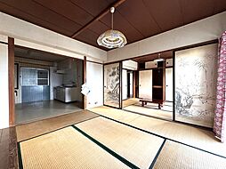 居間