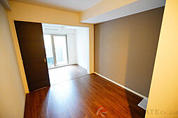 ファーストフィオーレ江坂垂水町 7階1DKのリビング/ダイニング