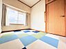 室内：明るく風通しが良く、開放感のある快適なお部屋で、日当たりもとても良好です。
