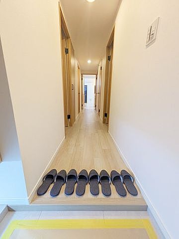 玄関 広島電鉄宮島線 広電廿日市駅 徒歩15分