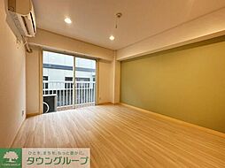 ラ・メゾン・エスポワール 102 1階1Kのリビング/ダイニング