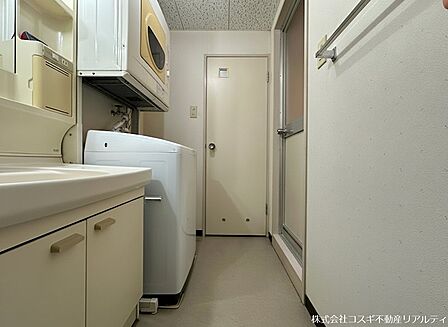 洗面所!洗濯機置き場有!※AI画像生成により、お荷物を削除しております。