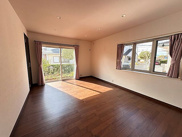 リビング/ダイニング 熊本市東区下江津2丁目2-18