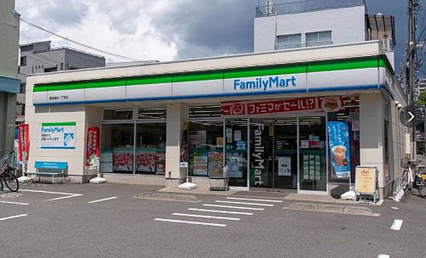 画像16:【コンビニエンスストア】ファミリーマート 豊島高田一丁目店まで123ｍ