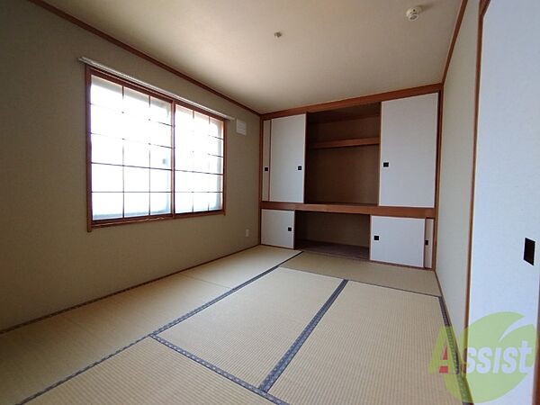 画像22:6畳の和室です。明るく落ち着いた雰囲気のお部屋です。