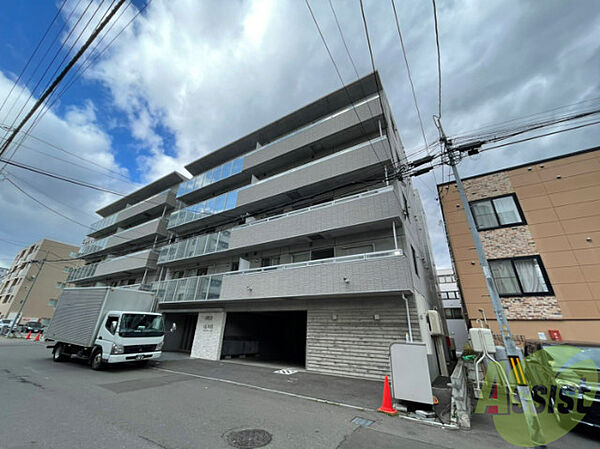 画像2:札幌市中央区南11条西「GLASS山鼻EAST」