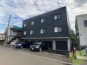 北海道札幌市東区北十九条東10丁目（賃貸アパート1LDK・1階・36.04㎡） その1