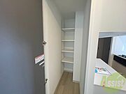 収納スペースが豊富で便利な間取りになっています！