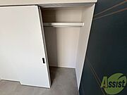 収納もバッチリあるのでお部屋が片付きますよ！