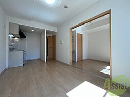 札幌市営東豊線 東区役所前駅 徒歩1分の賃貸マンション 4階1LDKのリビング/ダイニング