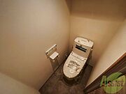 トイレです。ウォシュレット付を探している方、おすすめです！