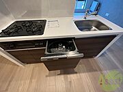 お手入れのしやすそうなシステムキッチンです。