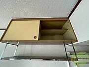 キッチン上の収納もたっぷり入るので、すっきり片付きます。