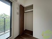収納もバッチリあるのでお部屋が片付きますよ