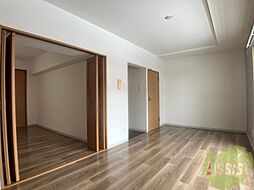 居間