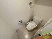 トイレです。ウォシュレット付を探している方、おすすめです。
