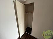 クローゼットは奥行きもあり、荷物が多い方でも安心です。