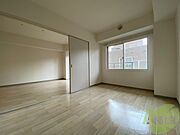 色々な角度から撮ってみましたが想像つきますか？