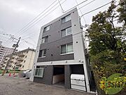 札幌市中央区南二条西「ラフィーネ医大前」