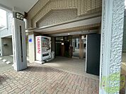 前面道路、建物周り等