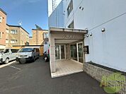 前面道路、建物周り等