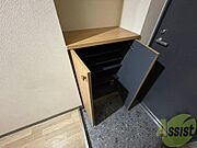 シューズボックスで玄関もスッキリ片付きます。
