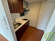 システムキッチン完備で2口ついているので料理もできます！