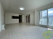 広くてキレイなお部屋が広がっていて、充実した生活が送れそう。
