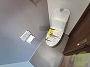 トイレです。ウォシュレット付を探している方、おすすめです！
