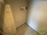 もちろん洗濯機置場は室内にあるので、いつでも洗濯できますよ～