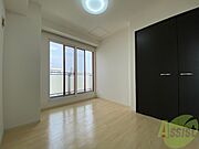 明るいお部屋は気持ちよく過ごせそうですね。