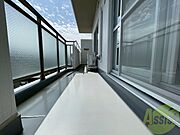 バルコニーは幅があり、広い印象を受けました。