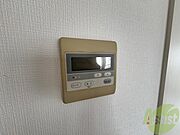 操作しやすいパネルになってます。