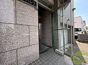 前面道路、建物周り等
