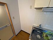 こちらに冷蔵庫を置けます。調理時の動線もばっちり効率的。