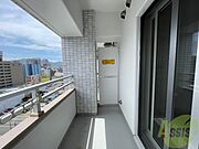 バルコニーは幅があり、広い印象を受けました。