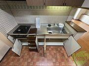 キッチン下の収納もたくさん入りますよ～！