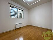 木目のフローリングは落ち着きのある印象のお部屋になりますね。